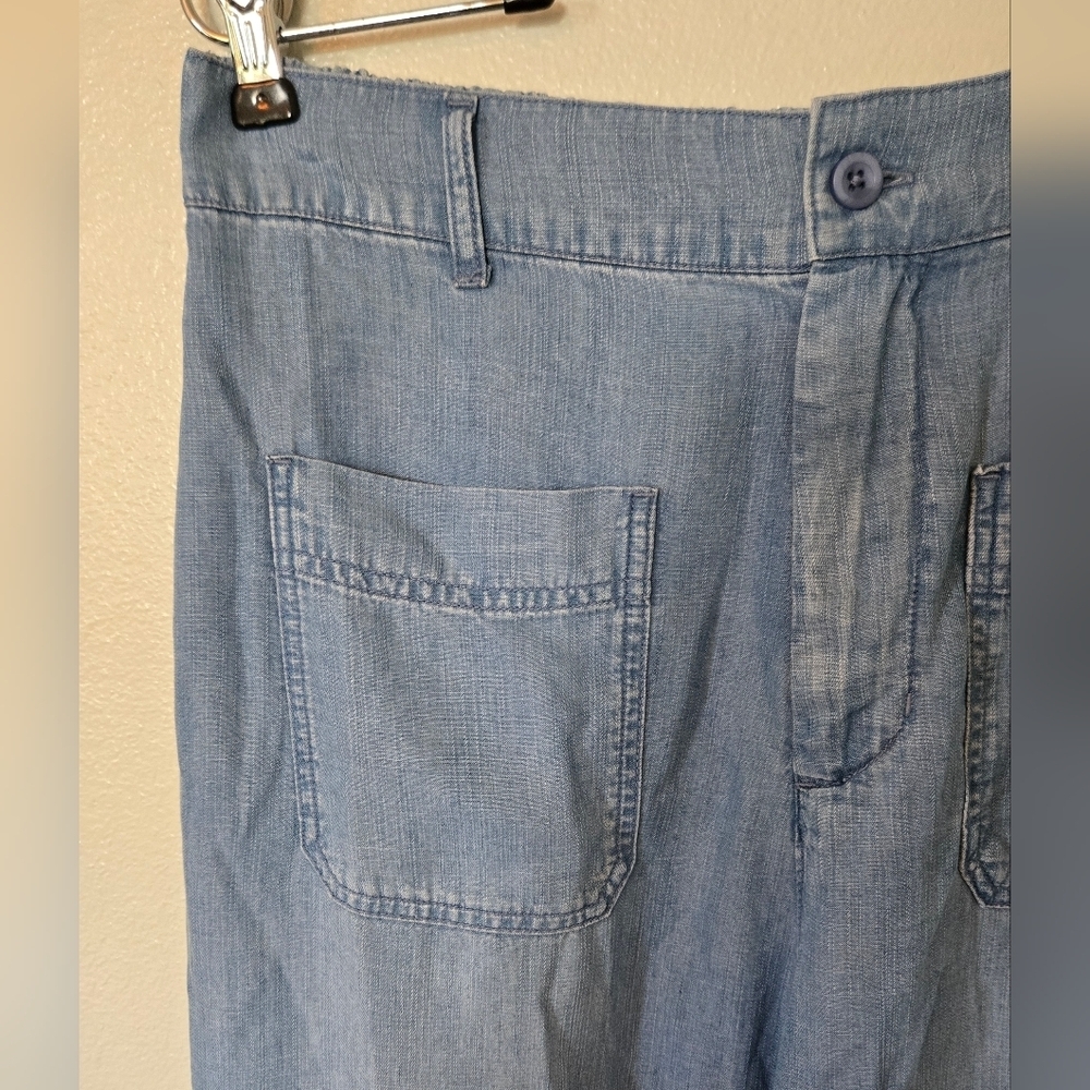Cloth & Stone | Women's Wide Leg Light Wash Chambray Breezy Pants Size Medium - Picture 5 of 10